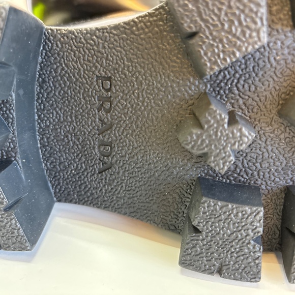 Women’s Black Prada Monolith Loafers Sz 38 or US 8 Italy - Picture 9 of 10